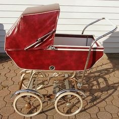 13 'Unsafe' Vintage Strollers We Wouldn't Use Today