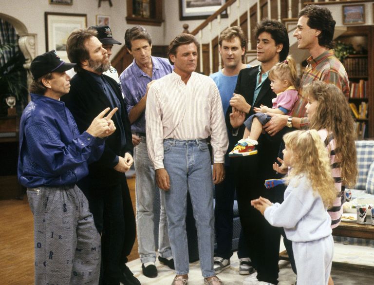 10 Times Musical Guests Made 90s Sitcoms Even Better