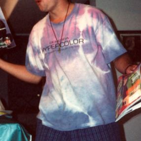 90s Kids Remember Exactly How Awkward These HyperColor Shirts Really Were