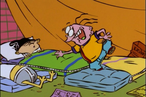 15 More Inappropriate Cartoon Screencaps That Will Ruin Your Childhood