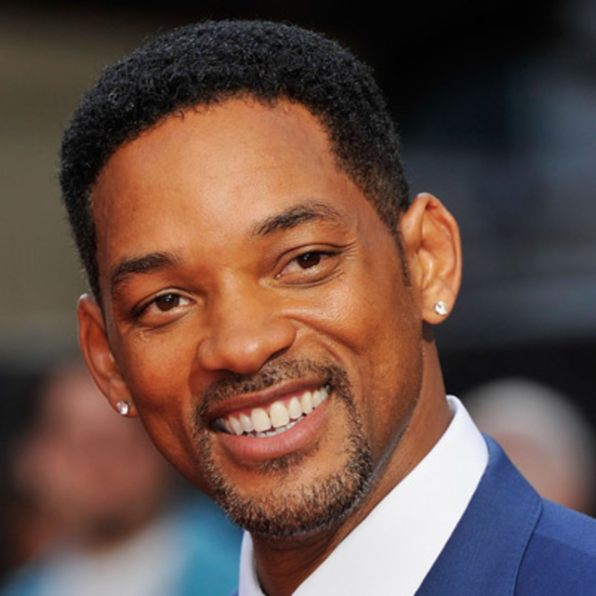 Will Smith Has Just Shared The First Photo Of The Aladdin Cast All Together
