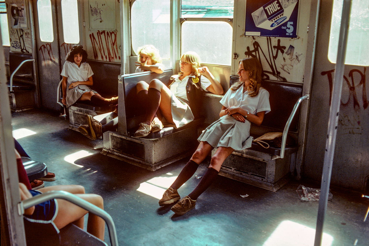 Eerie Photos Of NYC Subway From 70's & 80's Shed New Light On City
