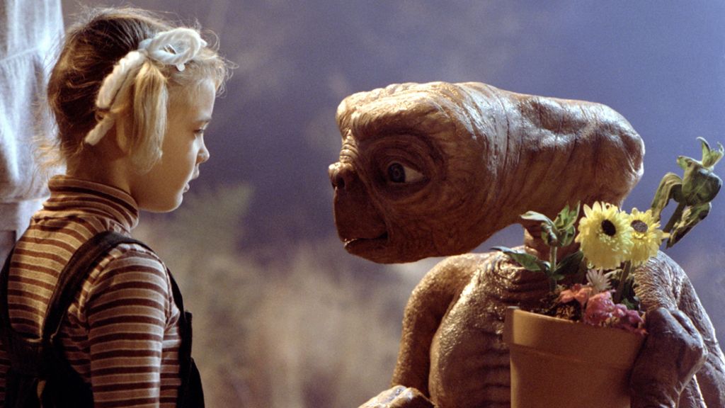 10 Things You Didn't Know About E.T. That Will Make You Want To Phone Home