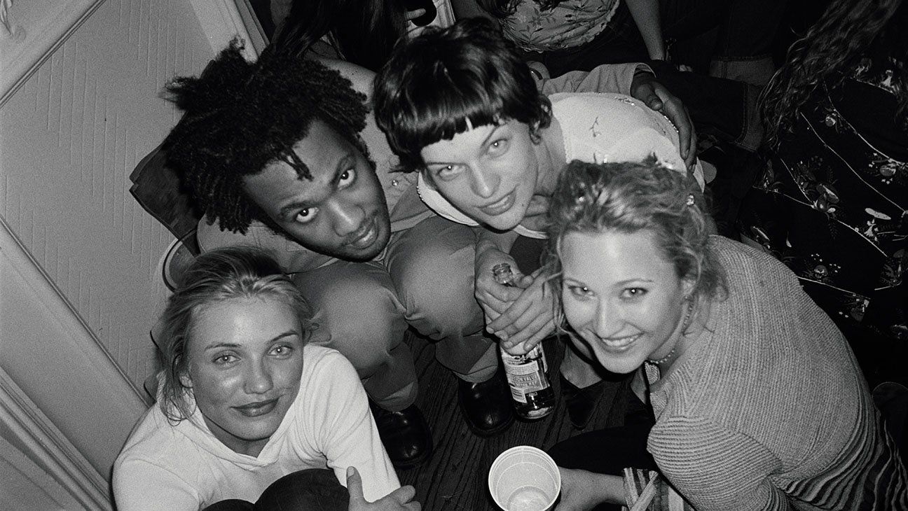Never-Before-Seen Photos Of The 90s Hollywood Nightlife Will Change How You See Your Favorite Stars