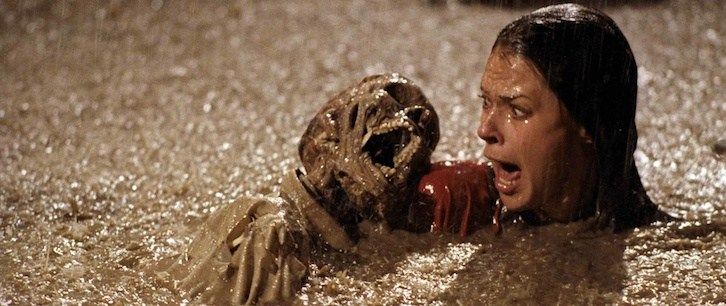 13 Moments From Horror Movies That Traumatized All Of Us As Kids