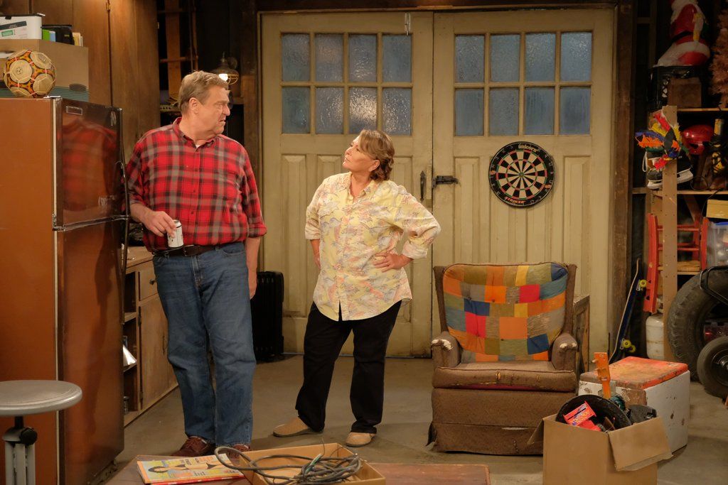 10 Things We've Learned About The 'Roseanne' Reboot From Newly Released Photos