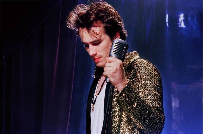 The Chilling Story Behind Jeff Buckley, A Rising Star Who Was Literally Swept Away