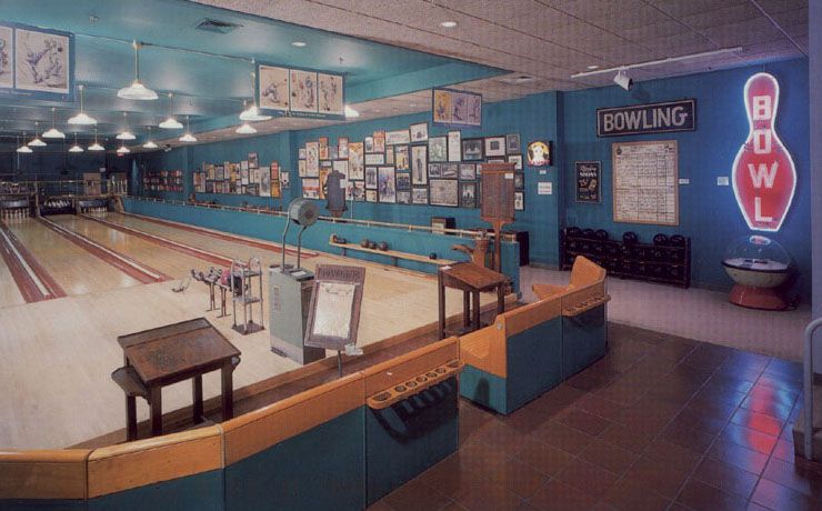 Vintage Pictures From Old Bowling Alleys That'll Strike You Right In The Nostalgia