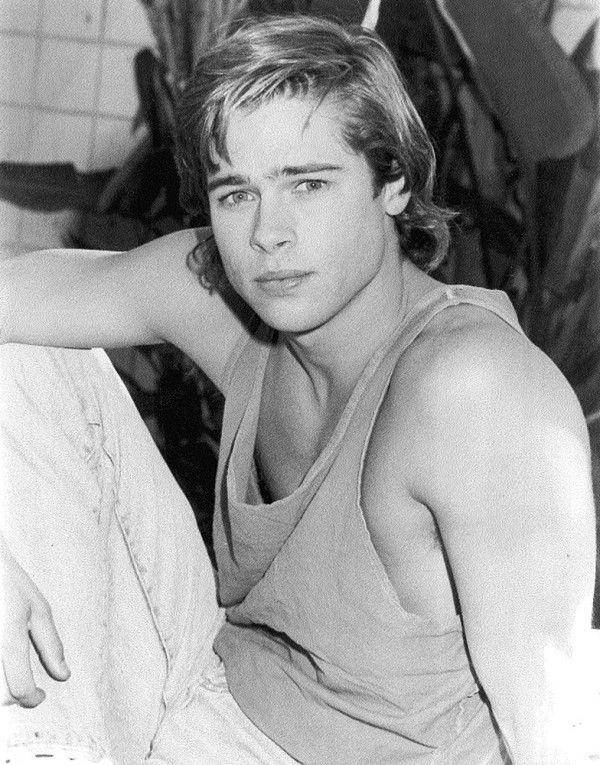 Never Before Seen Photos Of Brad Pitt From Before He Was Famous
