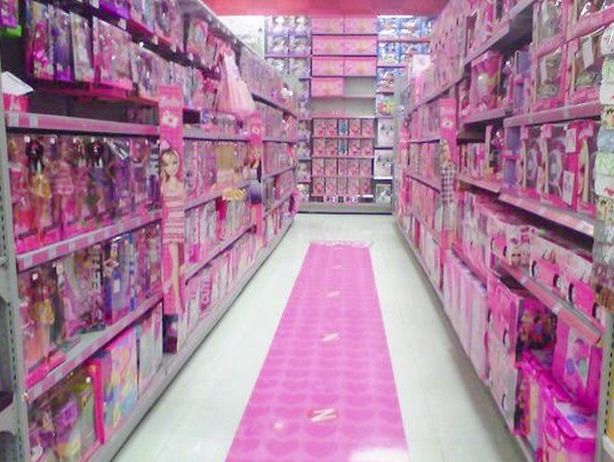 10 Memories We All Have Of Toys 'R' Us That Our Kids Will Never Understand