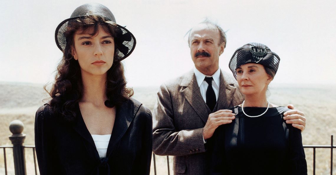 'The Thorn Birds' Stars Reveal What It Was Like To Film The Iconic Miniseries